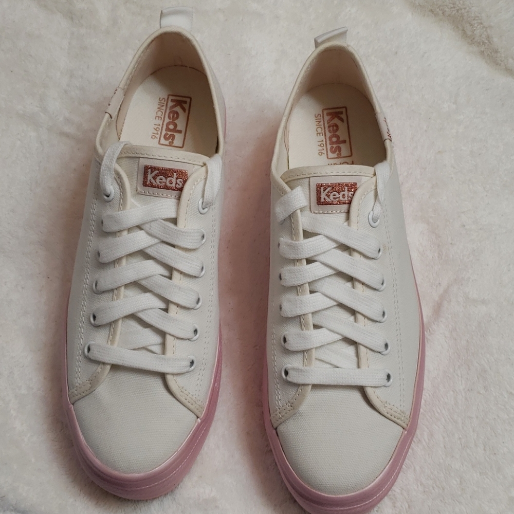 Size 8M Keds Triple Up Sneakers, cream/rose